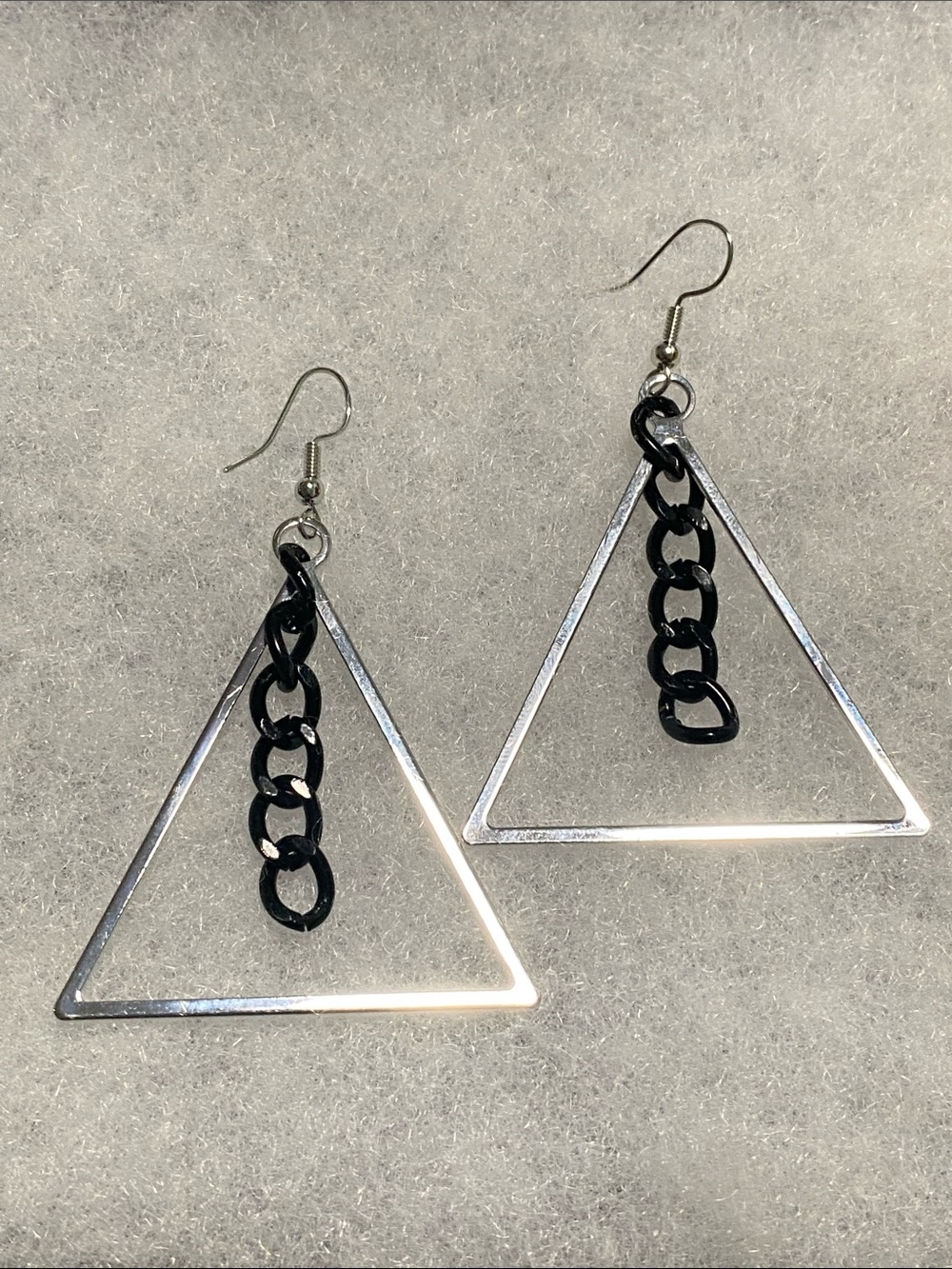 Good Vibes Only Silver Triangle Hoop Earrings with Black Chain Accent!